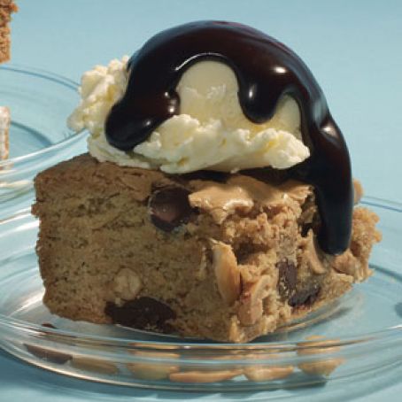 Chocolate Chip and Peanut Blondies