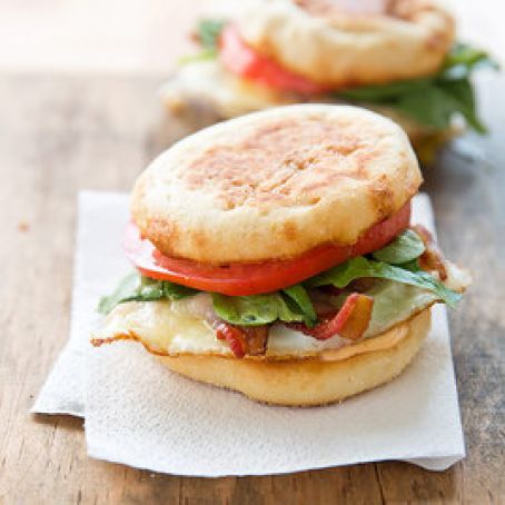 Bacon and Cheddar Breakfast Sandwiches