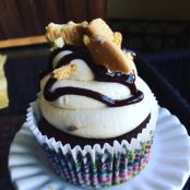 Golden Gaytime Cupcakes