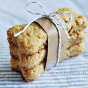 Peanut Butter Oatmeal Dog Biscuits
