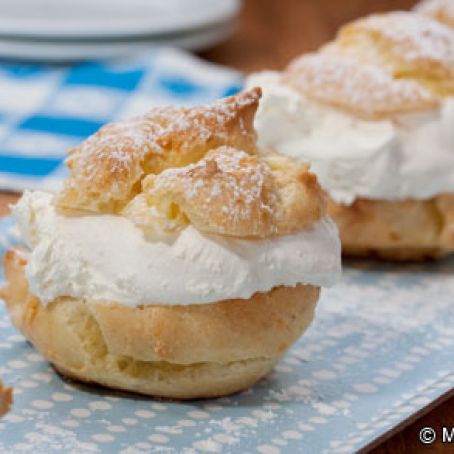 State Fair Cream Puffs