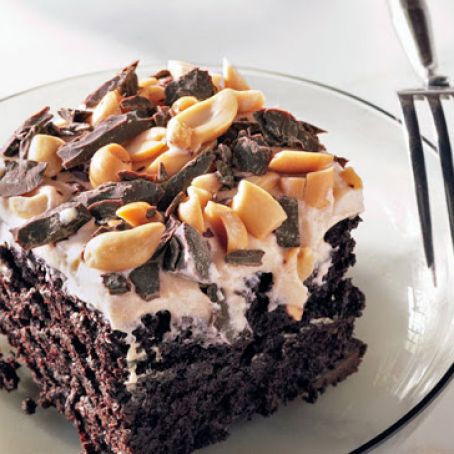 Chocolate–Peanut Butter Fun Cake