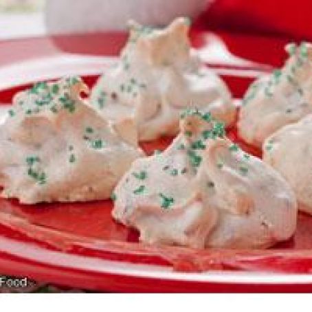 Mistletoe Meringue Cookies