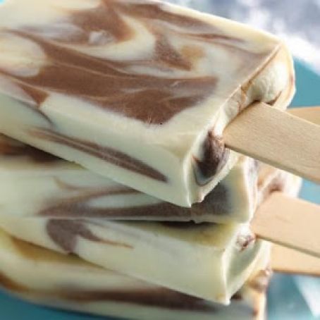 Double Chocolate Swirl Pops