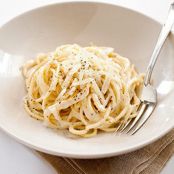 Linguine with Garlic Cream Sauce