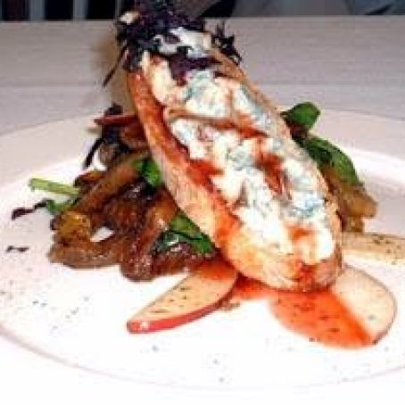 Caramelized Fennel Salad with Gorgonzola Crostini