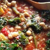 Harvest Minestrone With Quinoa & Kale