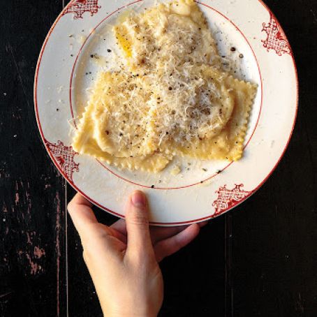 Cacio e Pere (Pear and Cheese Ravioli)