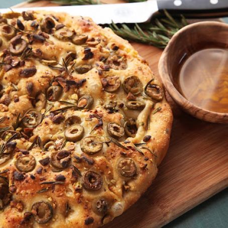 Easy No-Knead Olive-Rosemary Focaccia With Pistachios