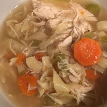 Slow Cooker Chicken Noodle Soup