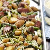 Cheesy Garlic Roasted Potatoes & Asparagus