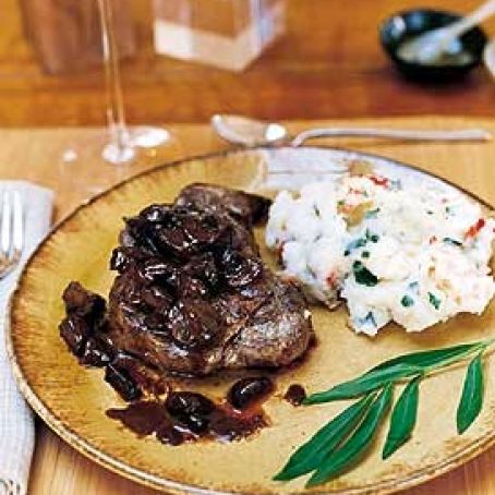 Filet Mignon with Truffled Mushroom Ragoût