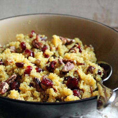 Quinoa Salad with Pecans and Cranberries