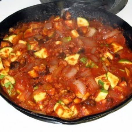 Pasta & Zucchini in tomato sauce