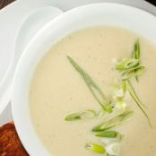 Creamy Parsnip and Apple Soup