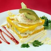CAUSA LIMEÑA RELLENA