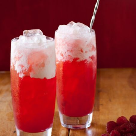 Raspberries & Cream Cocktail