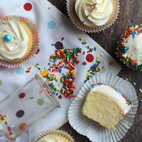 My Favorite Vanilla Cupcakes