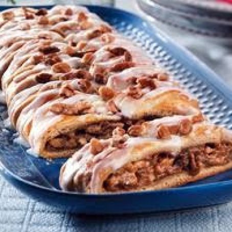 Pumpkin-Pecan Braid