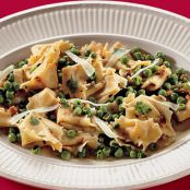 fresh pasta with chiles, peas and almonds pasta fresca con piselli e mandorle