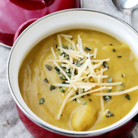 Cream of Broccoli and Potato Soup