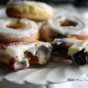 Low Carb Blueberry Poundcake Doughnuts