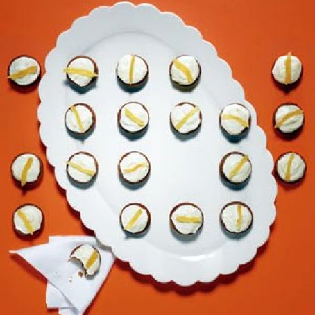 Mini Gingerbread Cupcakes