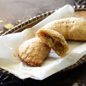 Vanilla-Cardamom Pear Hand Pies