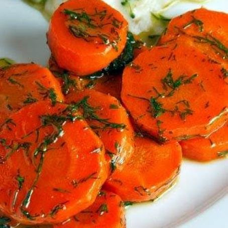 Maple Glazed Carrots with Dill