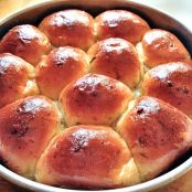 Cheddar Scallion Rolls