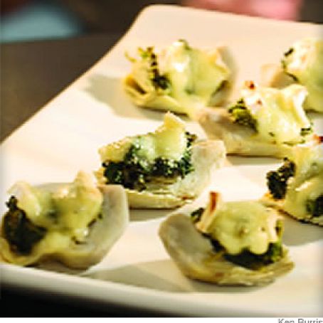 Spinach-&-Brie-Topped Artichoke Hearts