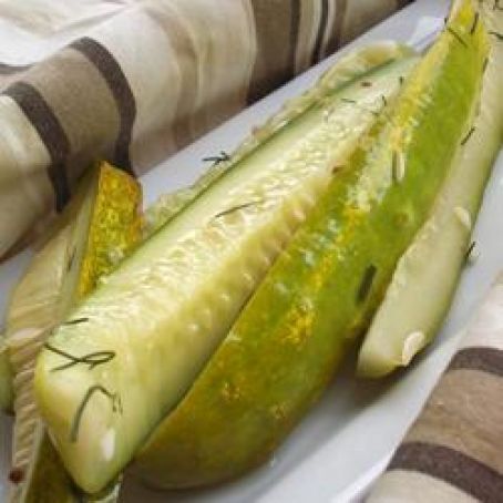 Spicy Refrigerator Dill Pickles