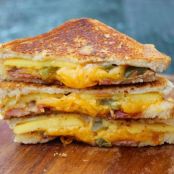 Peach, Jalapeño and Bacon Grilled Cheese Sandwich a.k.a Twisted Grilled Cheese
