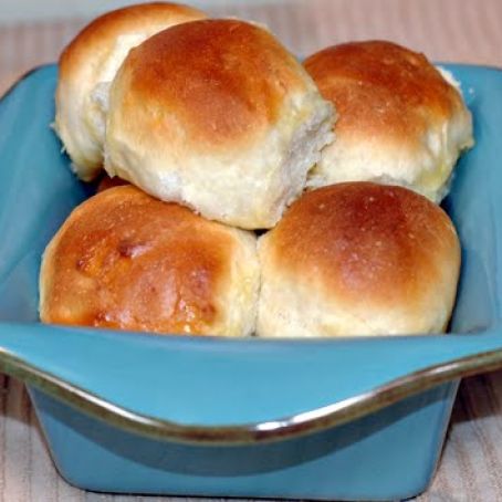 Buttery Dinner Rolls
