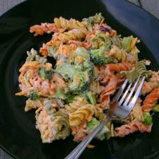 Broccoli Cheddar Pasta Salad