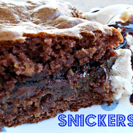 Snickers Cake