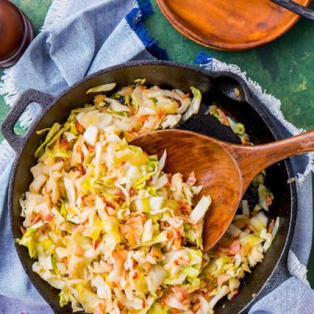 IRISH FRIED CABBAGE AND BACON