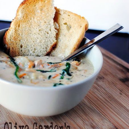 Olive Garden’s Chicken Gnocchi Soup