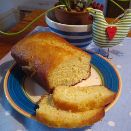 Lucy's Lemon Drizzle Cake