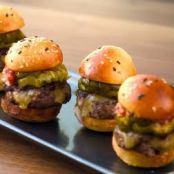 MINI PRIME BURGERS WITH REMOULADE AND AGED CHEDDAR CHEESE