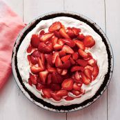 Deep-Dish Strawberry Ice Dream Pie
