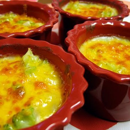 Broccoli and Sharp Cheddar Cheese Soup