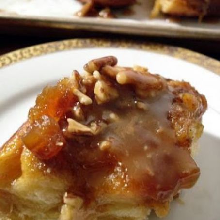 Apple-Pecan Sticky Buns