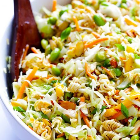 Crunchy Asian Ramen Noodle Salad