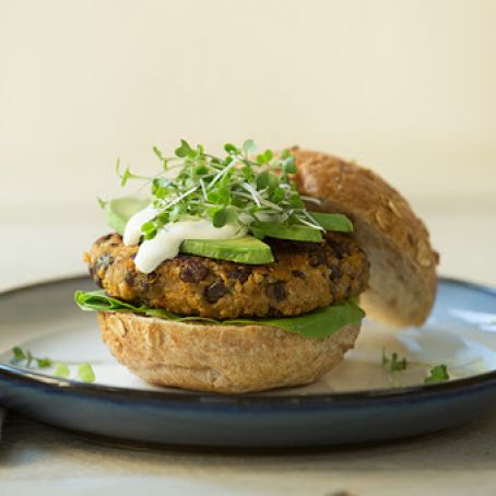 Veggie Burgers with Sweet Potato, Black Beans & Quinoa