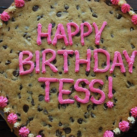 Chocolate Chip Cookie Cake (2014 boys bday)