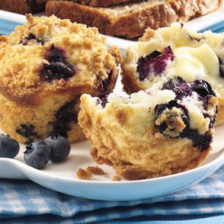 Streusel-Topped  Blueberry Muffins