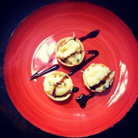 Cocada Cremosa Maracujá com Calda de Baunilha e Vinho Porto