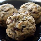 pistachio and cranberry chocolate cookies