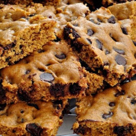Pumpkin Chocolate Chip Brownies